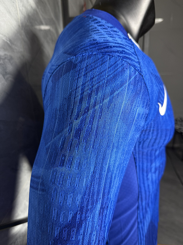 25-26 Chelsea Home Player Version Soccer Jersey Long Sleeve
