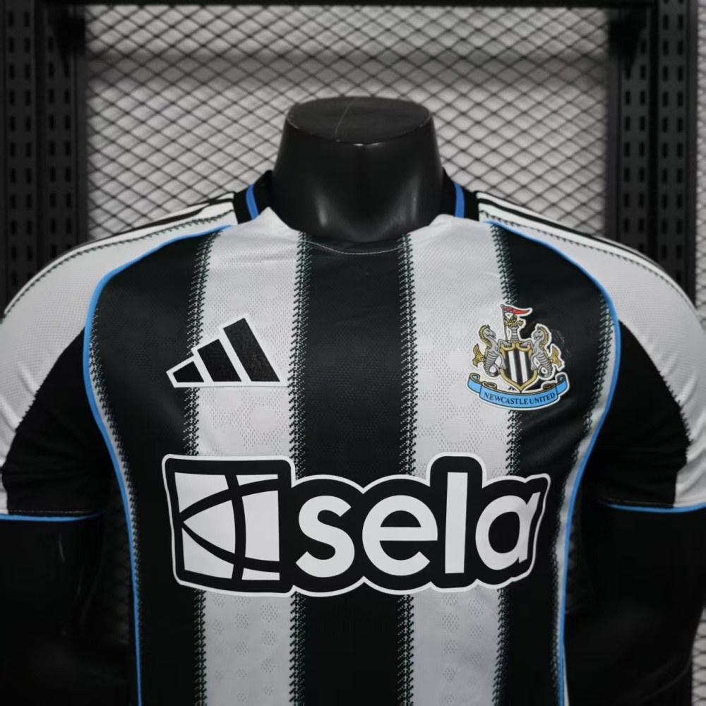 25-26 Newcastle United Home Soccer Jersey Player Version