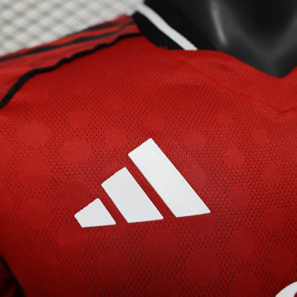 25-26 Manchester United Home Soccer Jersey