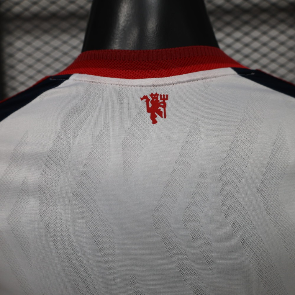 26-27 Manchester United Retro Style Soccer Jersey