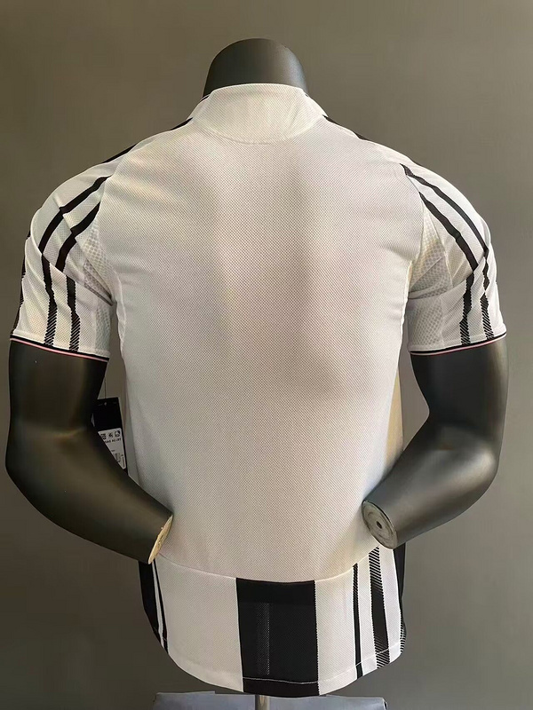25-26 Juventus Home Soccer Jersey Player Version
