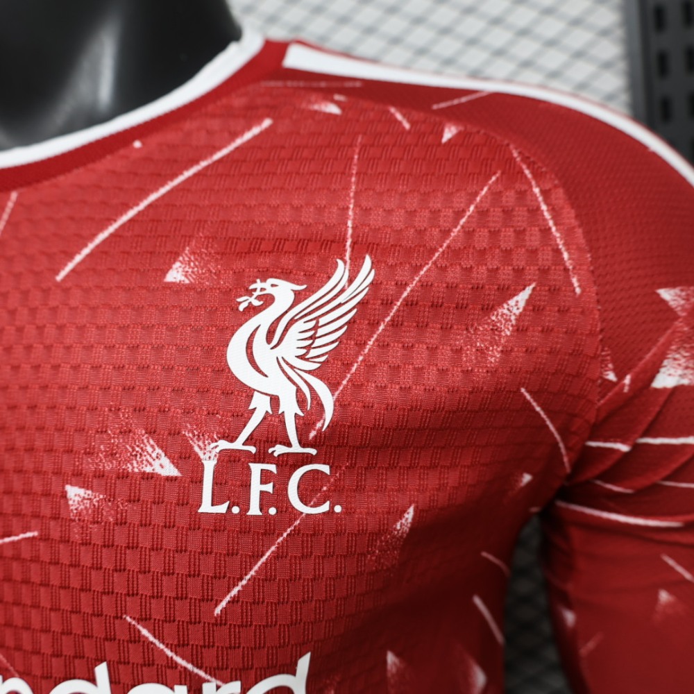 26-27 Liverpool Home Soccer Jersey Player Version Long Sleeve