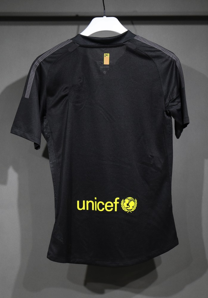 11-12 Barcelona Away Retro Jersey Player Edition