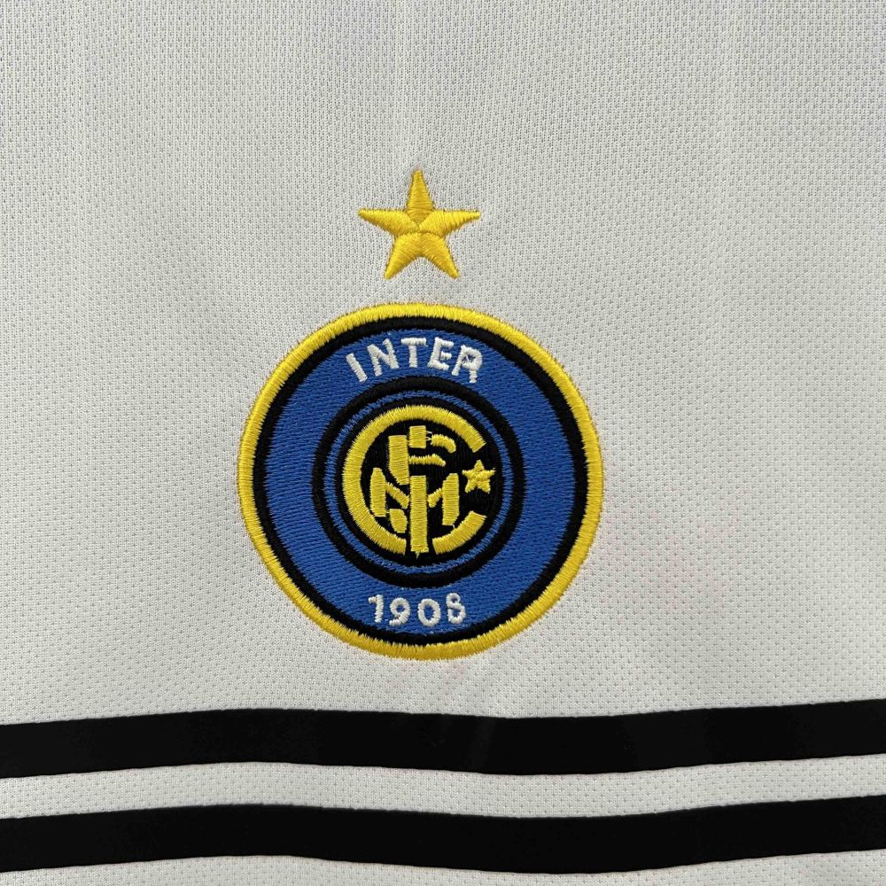 04-05 Inter Milan Retro Jersey Away
