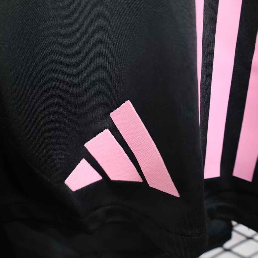 25-26 Juventus Home Soccer Shorts Player Version