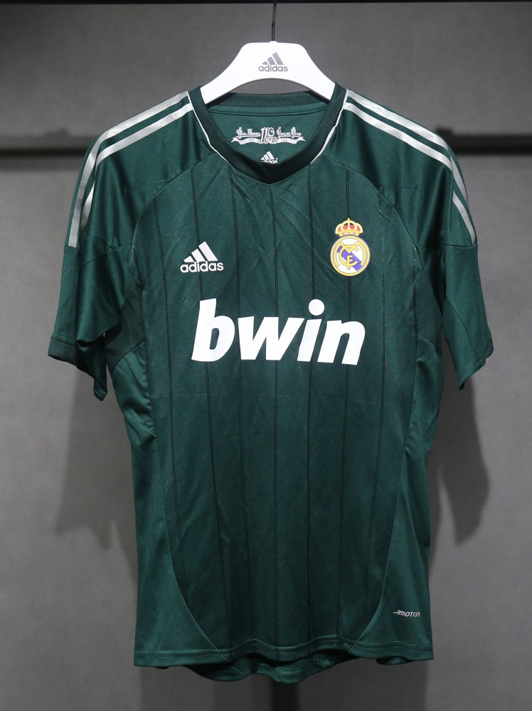 2012-13 Real Madrid Third Away Retro Jersey Player Version