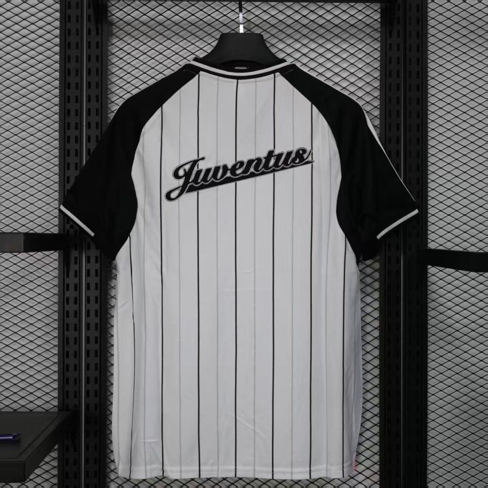 25-26 Juventus Basebal Soccer Jersey