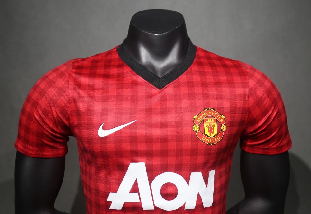 12-13 Manchester United Home Retro Jersey Player Edtion
