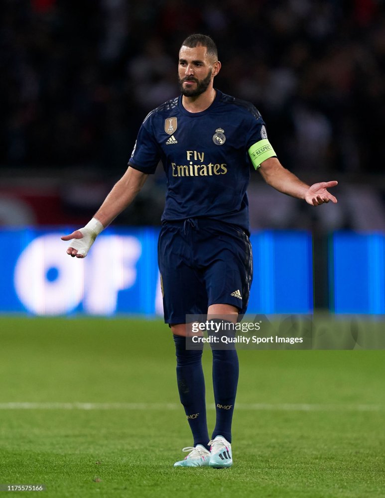 19-20 Real Madrid Away Retro Jersey Player version