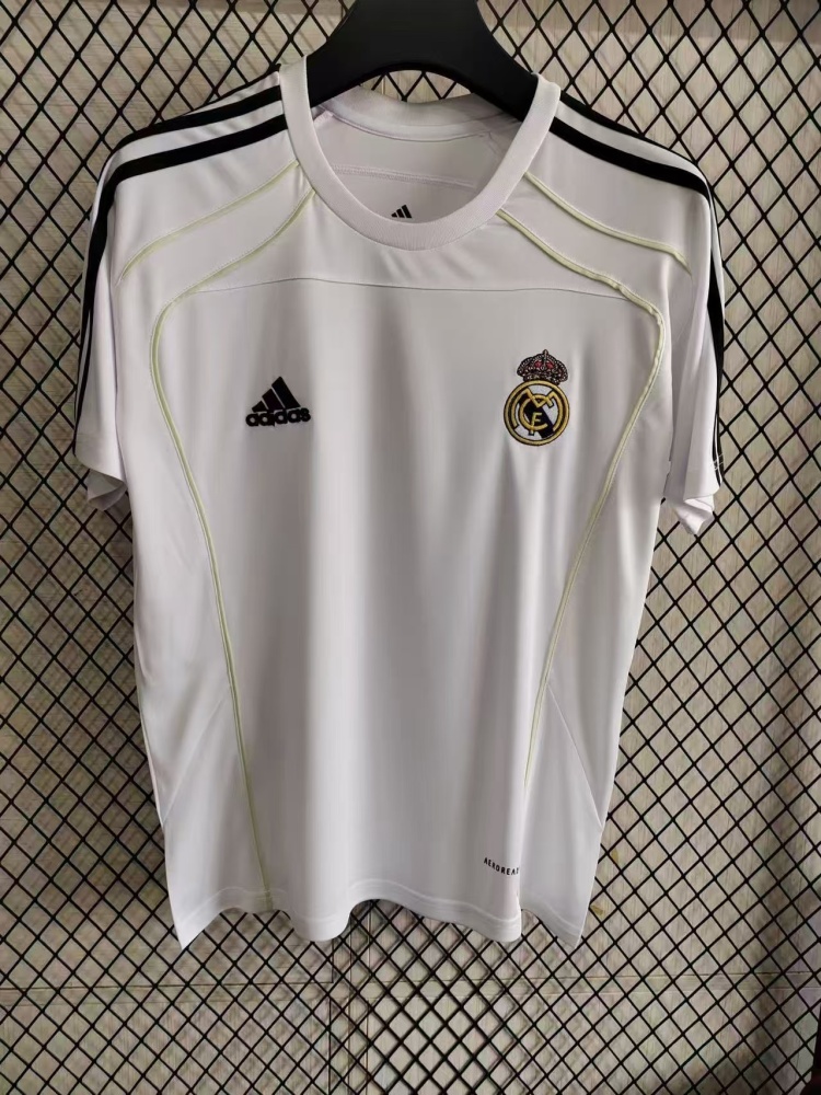 25-26 Real Madrid Pre-match Soccer Jersey