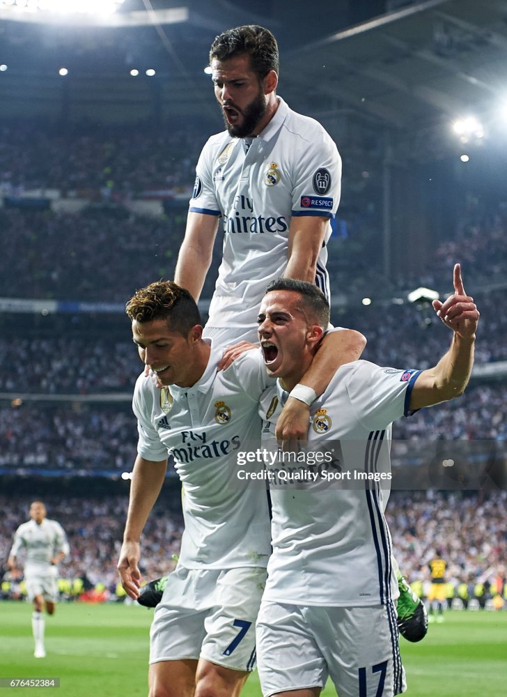 16-17 Real Madrid Home Retro Jersey Player Version