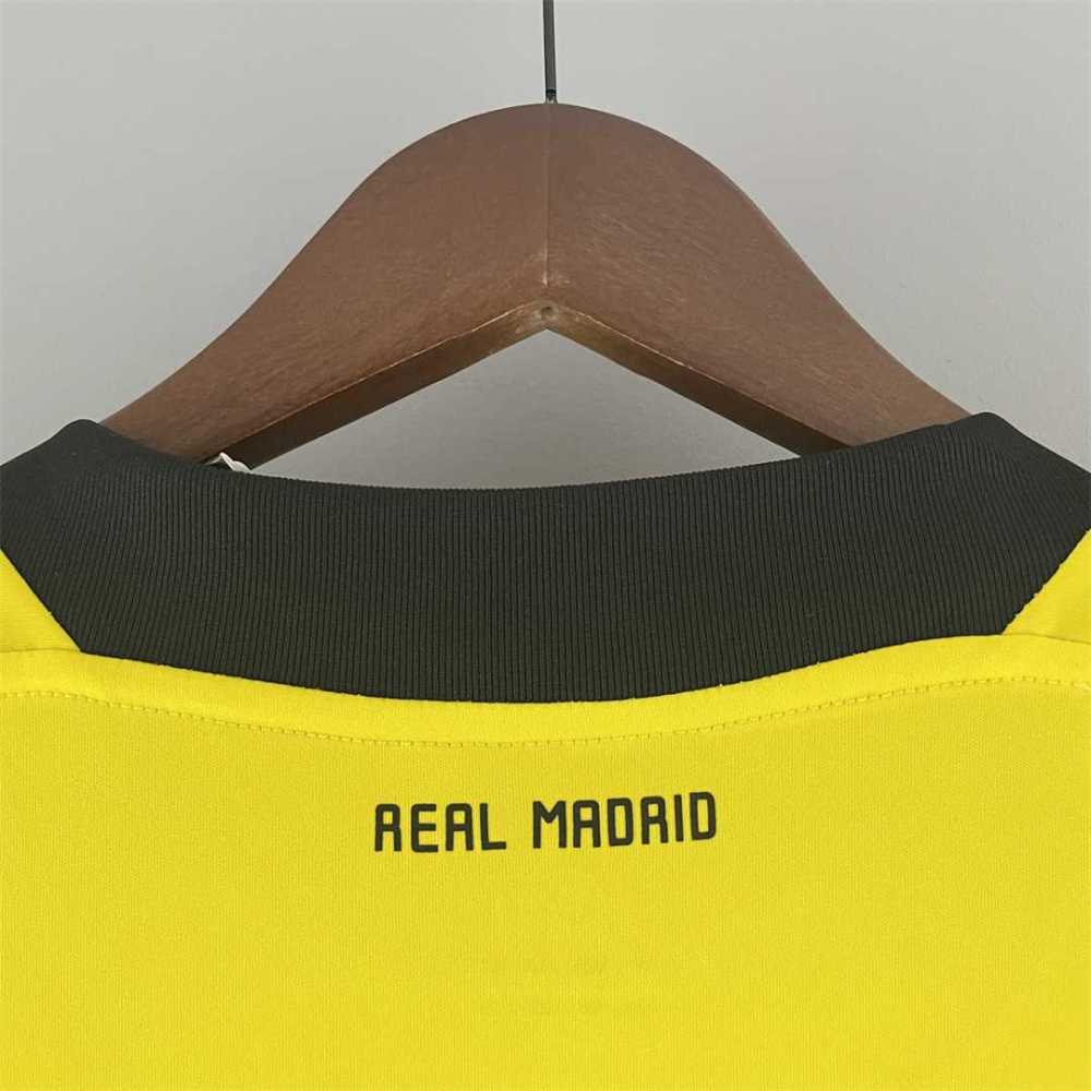 11-12 Real Madrid Retro Jersey Goalkeeper Yellow