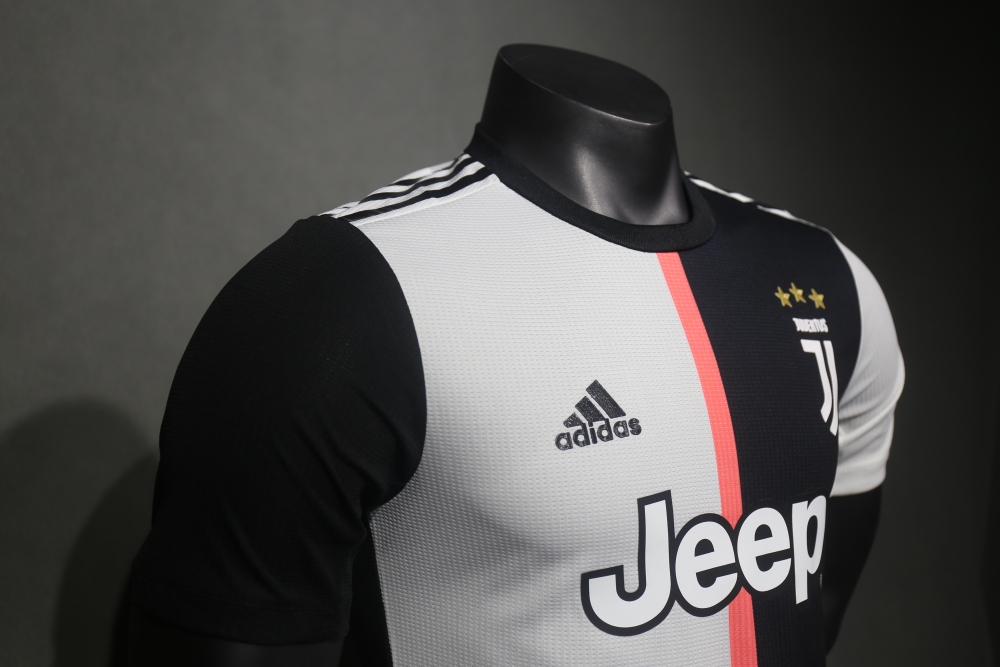 2019-20 Juventus Retro Jersey Home Player Edition