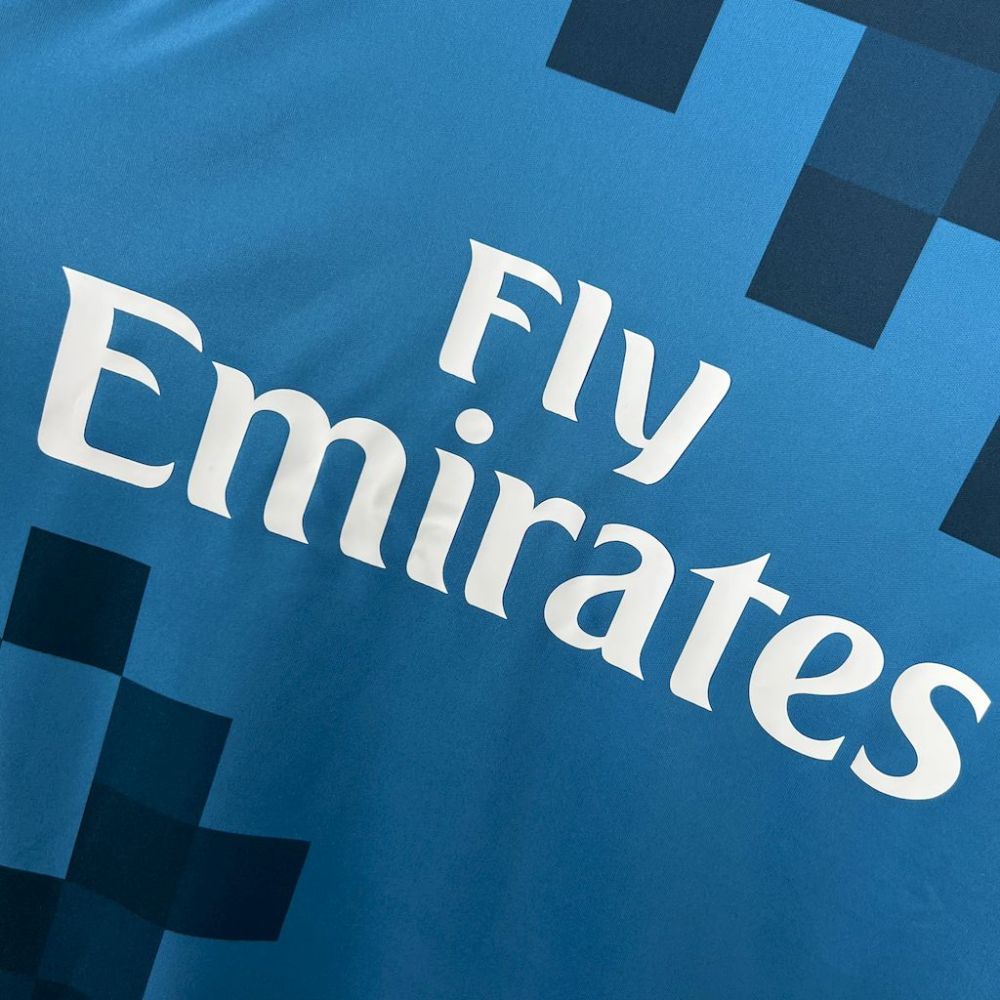 17-18 Real Madrid Second Away Retro Jersey