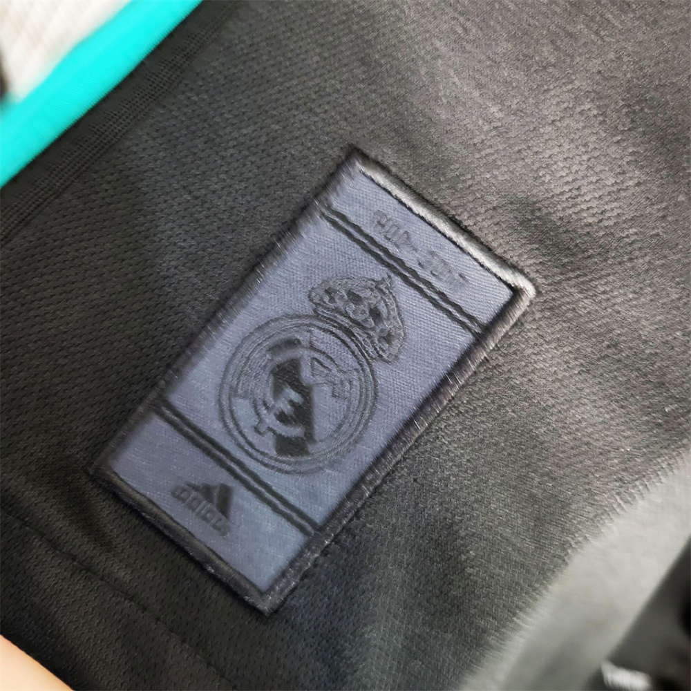 17-18 Real Madrid Away Retro Jersey