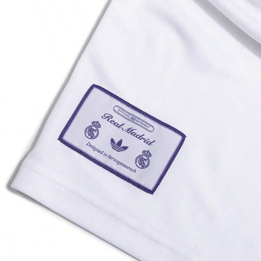 25-26 Real Madrid Short Sleeve T-Shirt With Loose Fit Jersey Football Theme Graphic Design