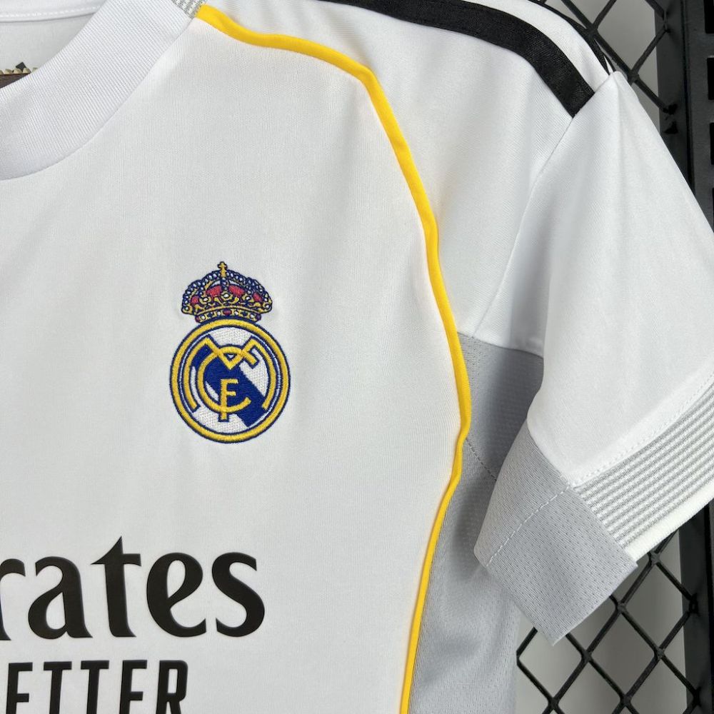 25-26 Real Madrid Home Woman Soccer Jersey