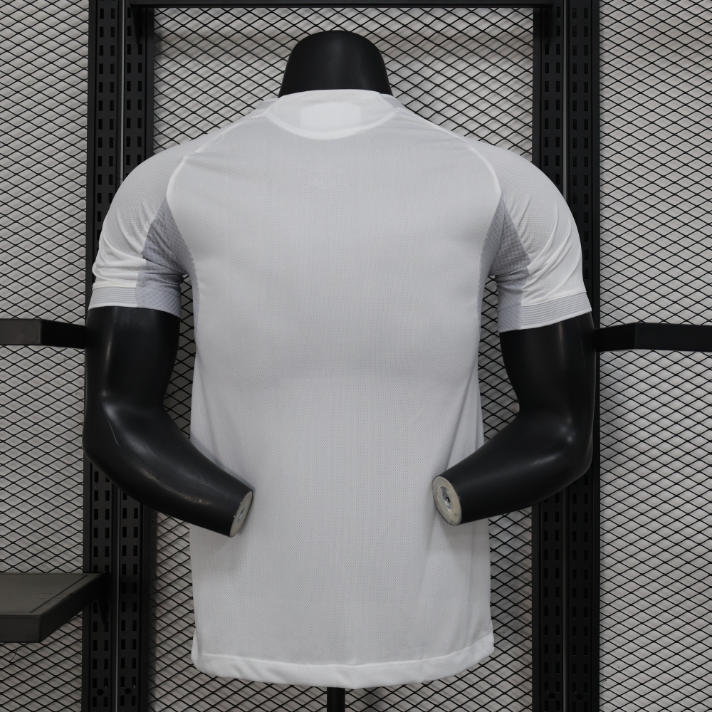 25-26 Real Madrid Home Soccer Jersey Player Version