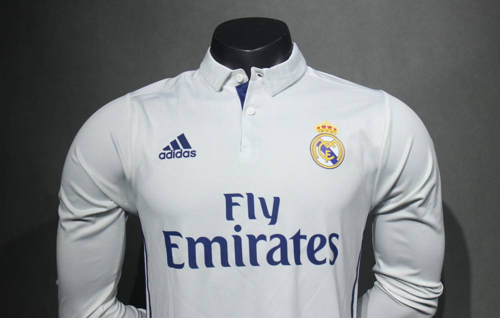 16-17 Real Madrid Home Retro Jersey Player Version Long Sleeve