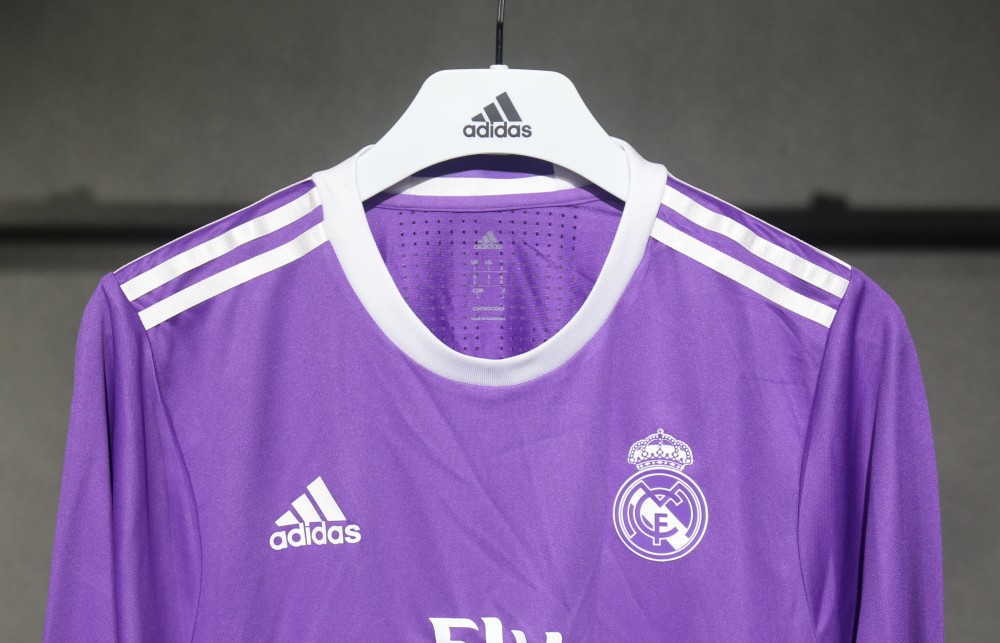 16-17 Real Madrid Away Retro Purple Jersey Long Sleeve Player Version