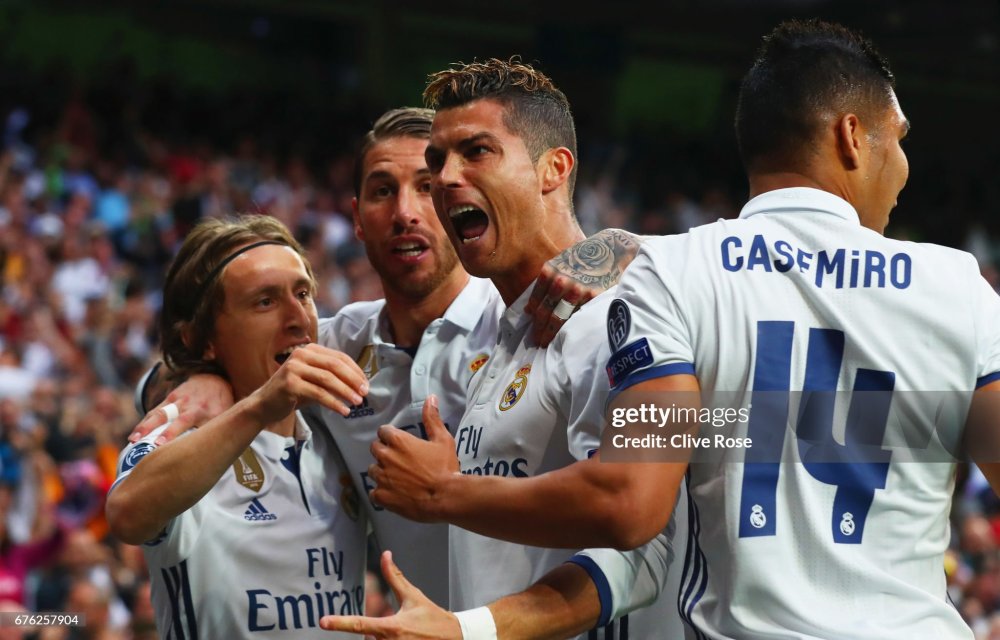 16-17 Real Madrid Home Retro Jersey Player Version
