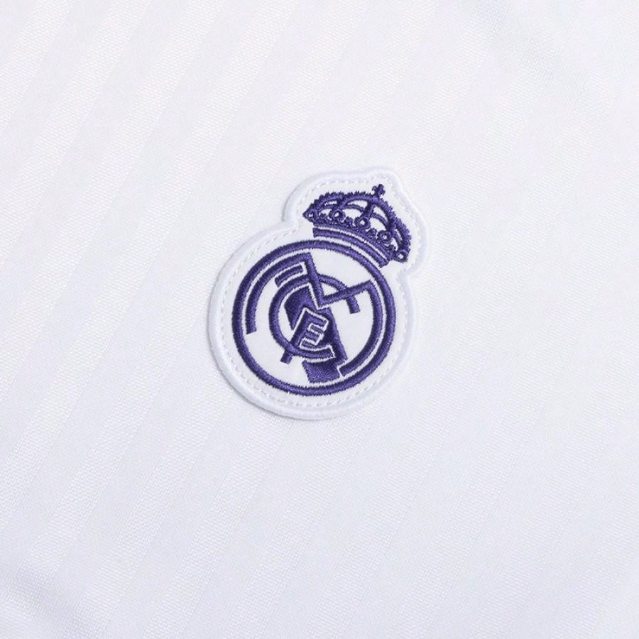 25-26 Real Madrid Short Sleeve T-Shirt With Loose Fit Jersey Football Theme Graphic Design