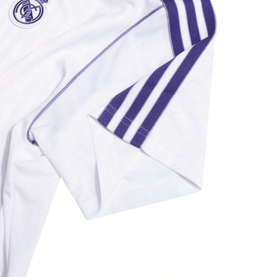 25-26 Real Madrid Short Sleeve T-Shirt With Loose Fit Jersey Football Theme Graphic Design
