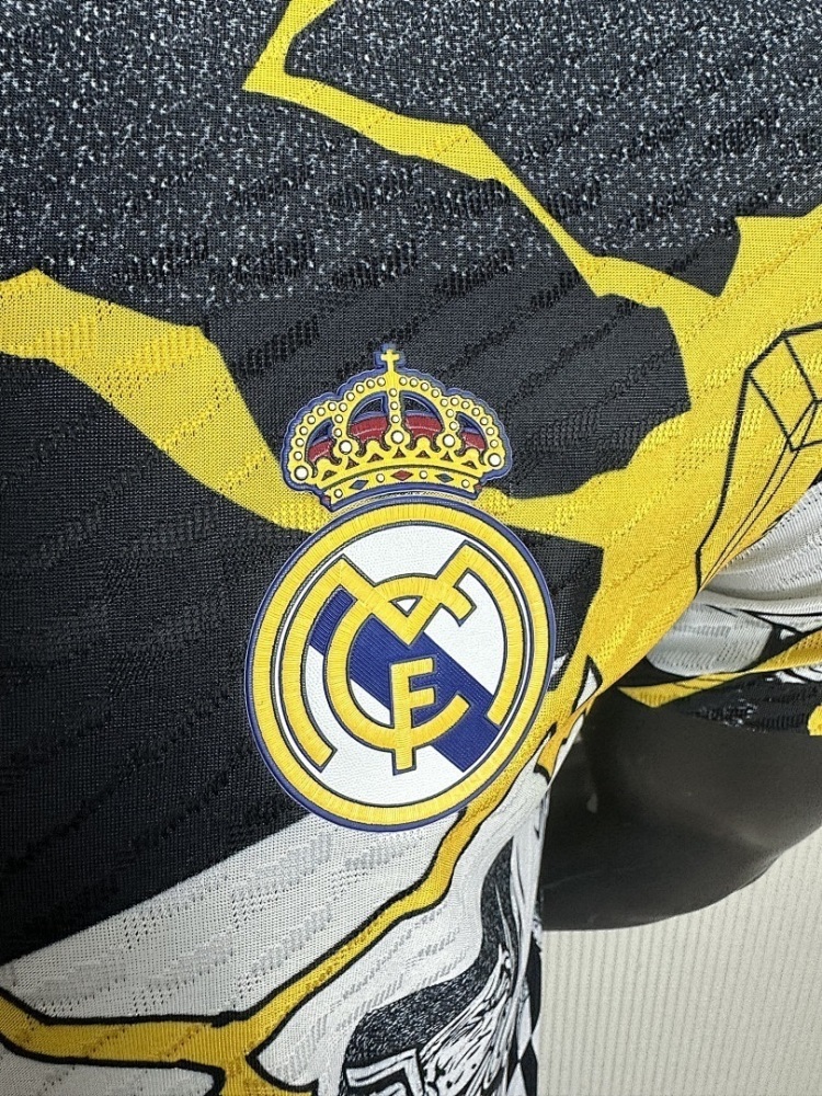 25-26 Real Madrid Marvel Soccer Jersey Special Edition