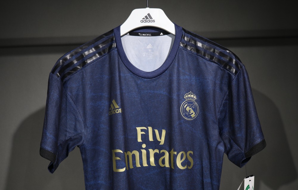 19-20 Real Madrid Away Retro Jersey Player version