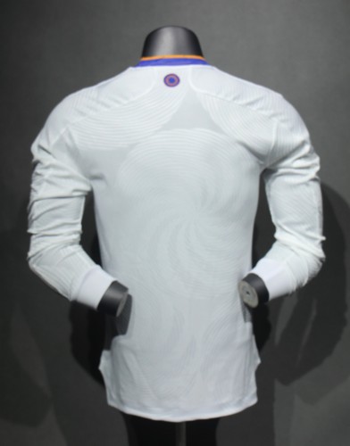 21-22 Real Madrid Home Soccer Jersey Retro Player Version Long Sleeve