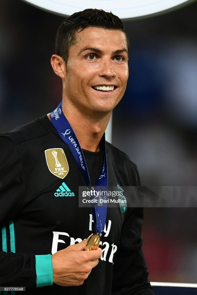 17-18 Real Madrid Away Retro Jersey Player Version Long Sleeve