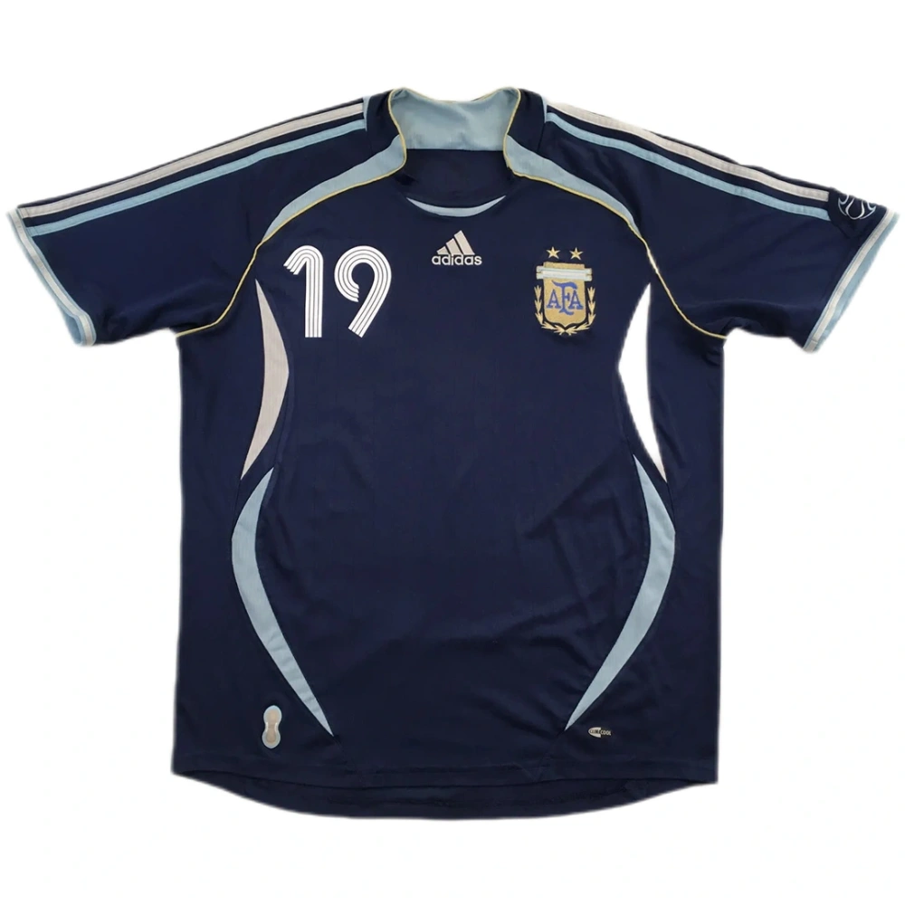 Messi #19 Retro Argentina Away Jersey World Cup 2006