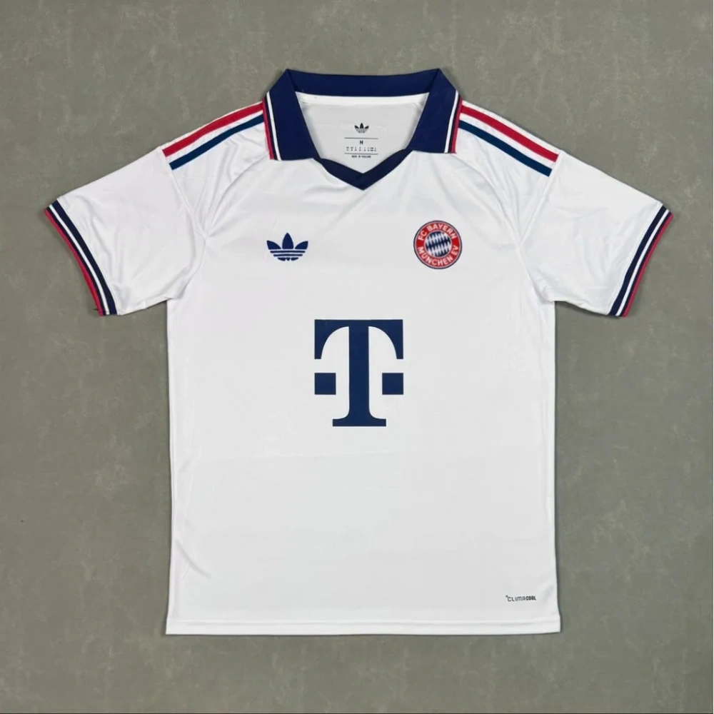 26-27 Bayern Munich Away Football Jersey
