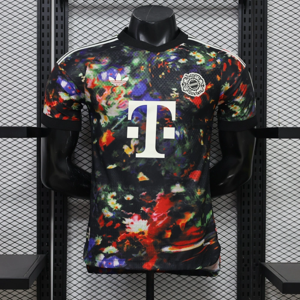 adidas FC Bayern 26/27 Wiesn Jersey Player Version - Multicolor