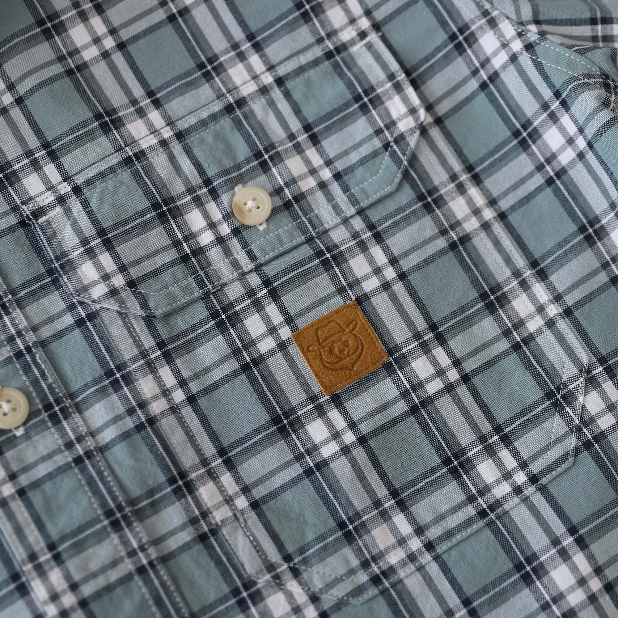 Dubinik? Men’s Short Sleeve Button-Down Shirt, Double Pockets, Casual Workwear Plaid#101712