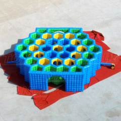 honeycomb maze