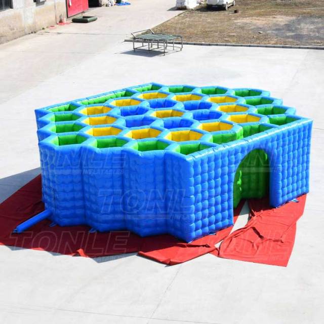 honeycomb maze