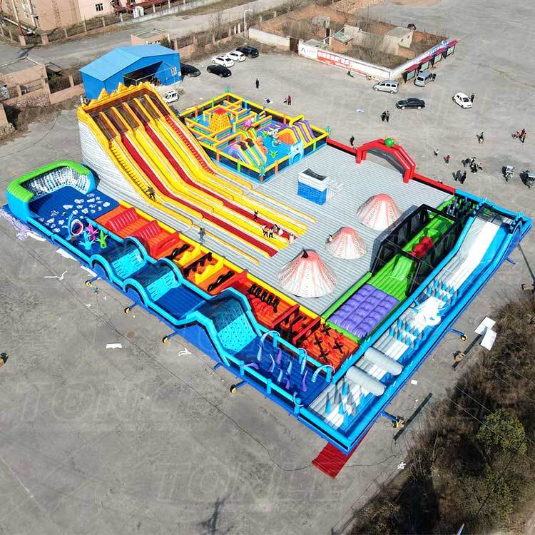 167*133ft inflatable game park