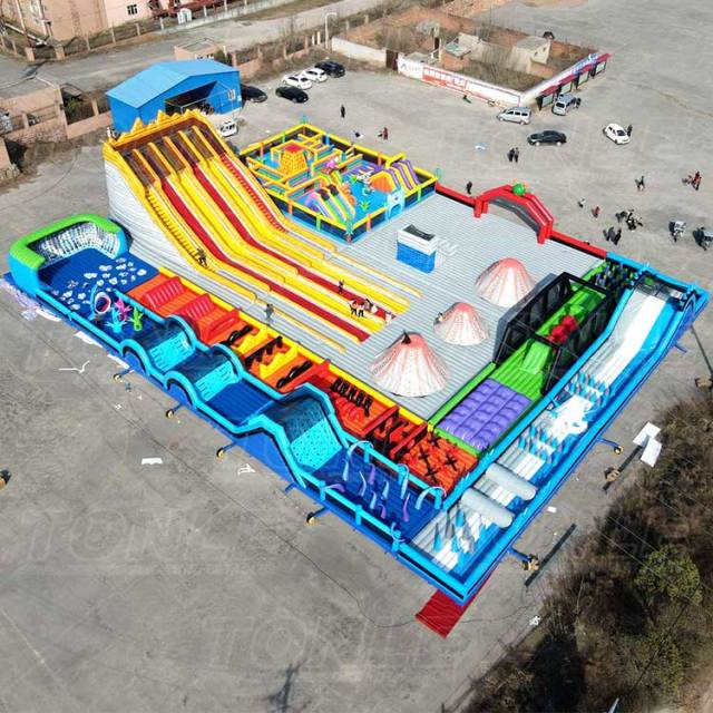 167*133ft inflatable game park