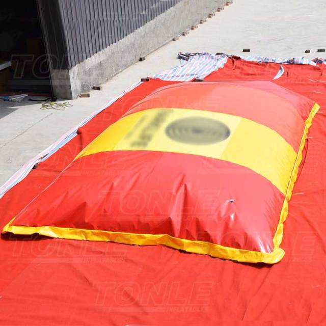 large inflatable jump pillow