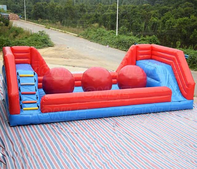 custom inflatable 3-ball big red ball game