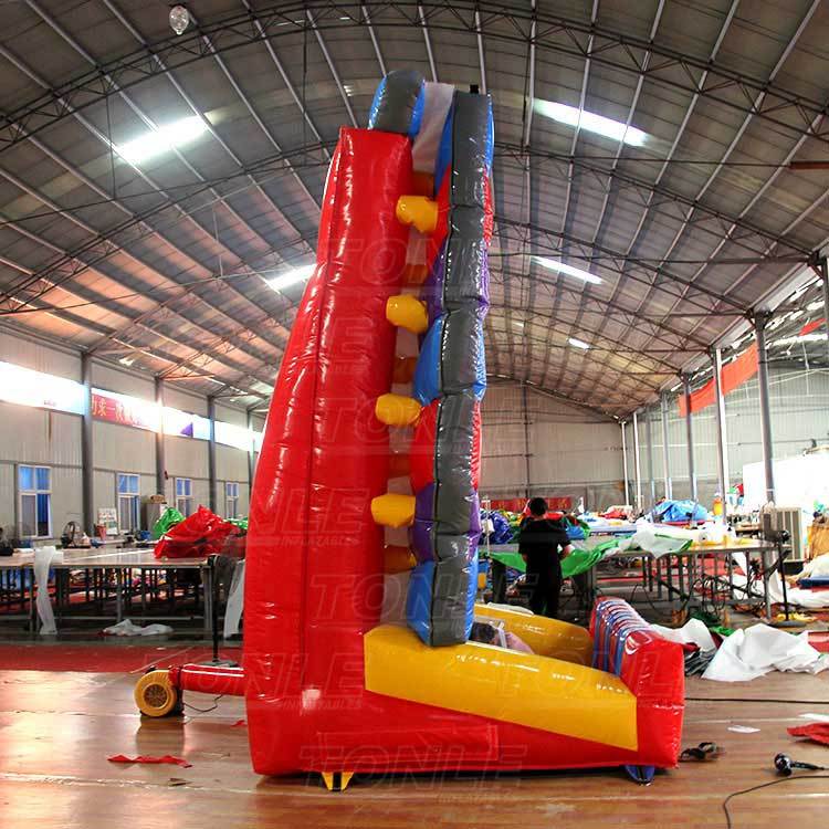 inflatable left-leaning molecules throw balls and fall game