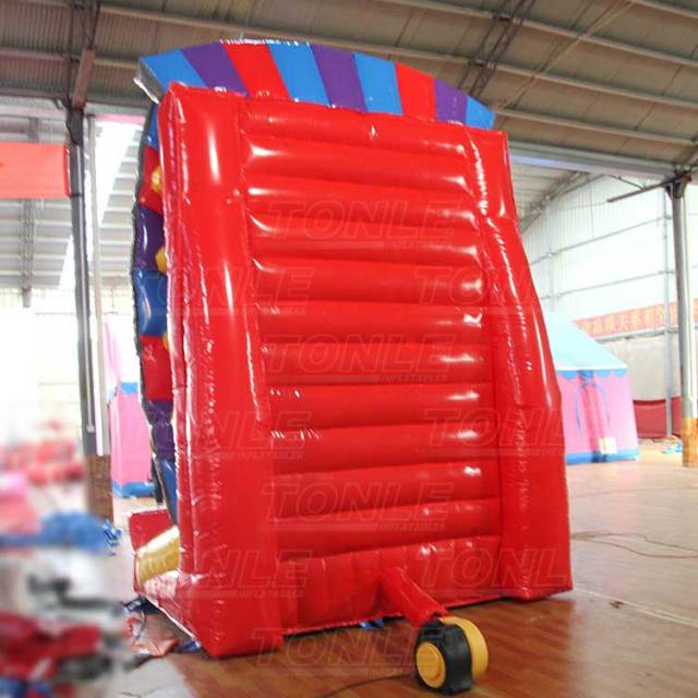 inflatable left-leaning molecules throw balls and fall game