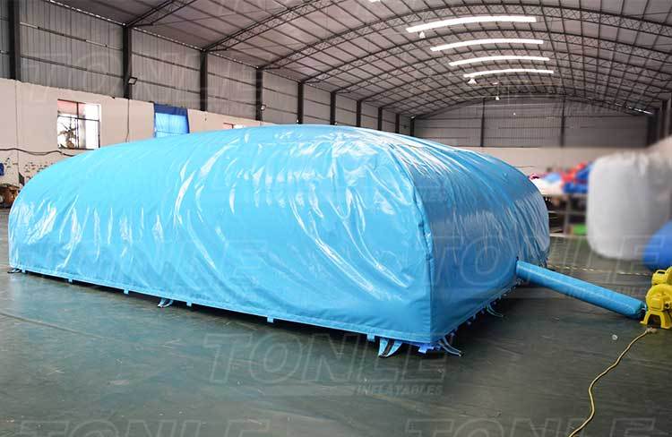 cheap big safety freestyle inflatable skiing jump air bag