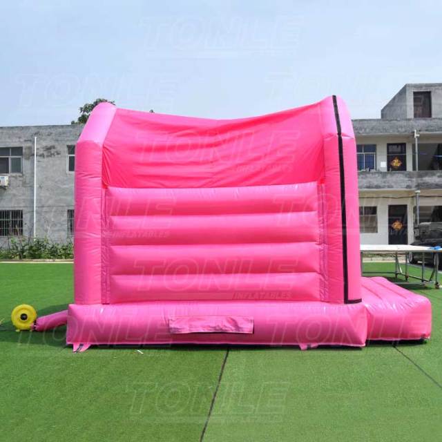 Wholesale cheap inflatable wedding pink bouncy castle