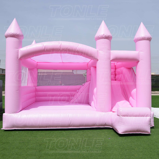 Customized macaron color wedding slide castle bounce house combination
