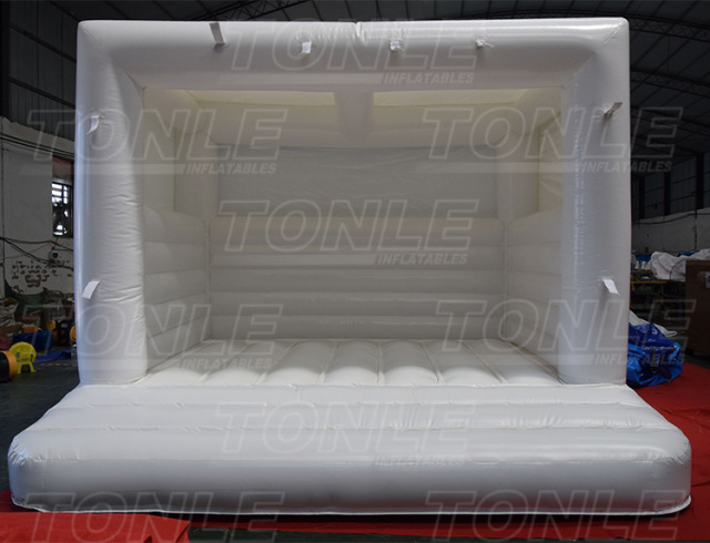 White wedding inflatable bounce house castle