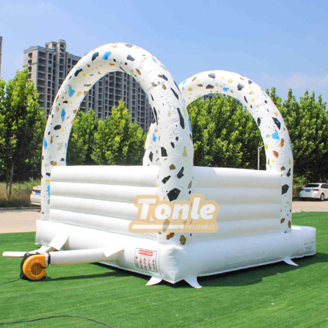 Wedding bouncy castle inflatable jumper