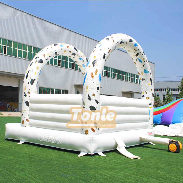 Wedding bouncy castle inflatable jumper