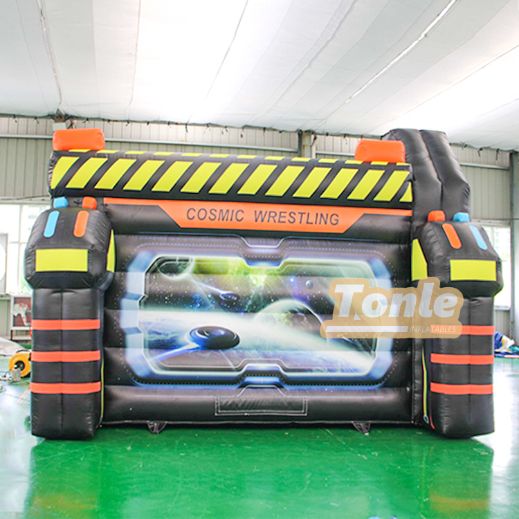 Commercial activity space inflatable tunnel